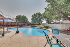 其他 'harmony House Texas' in Carrollton: Private Pool!