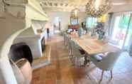 Others 2 Tuscan Magic With 7 Bedrms Restaurant, Park, Childs Beach, Pool - exc for you