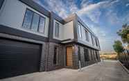 Others 4 Luxury CBD Townhouse