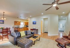 Others 5 Bend Getaway w/ Private Hot Tub, Patio & Grill!