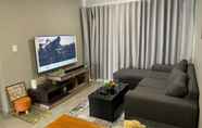 Others 4 Eazy Apartment by Mall of Africa