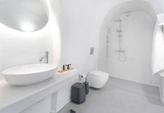 Others 6 Aristofanis Sunrise Suite