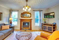 기타 3 Historic Mapleton Cottage w/ River Views & Hot Tub