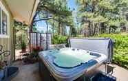 อื่นๆ 6 Serene Home w/ Hot Tub - 6 Mi to Boulder Falls!