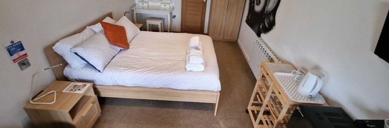 Others Relaxing Room With Ensuite Rutland Point