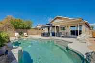 อื่นๆ Stunning Phoenix Vacation Rental w/ Private Pool!