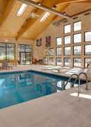 Primary image Luxury Canfield Getaway w/ Theater & Tennis Court!