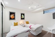 อื่นๆ Sea Pearl 202- Waterfront Luxury