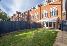 Others 3 Foxherne 6 Bdrm, 3BA Hse -17