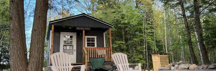 อื่นๆ Harrisville Love Shack - Secluded Retreat 1 Bedroom Cabin by Redawning