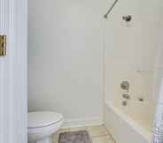 อื่นๆ 6 Canalfront Baton Rouge Home w/ Patio: 6 Mi to Lsu!