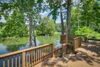 Others Charming Lexington Getaway - Large Riverfront Deck