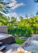 Primary image Fancy Hill Estate w/ Hot Tubs & Waterfront View!