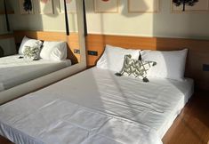 Others 6 The May Five | Adults only