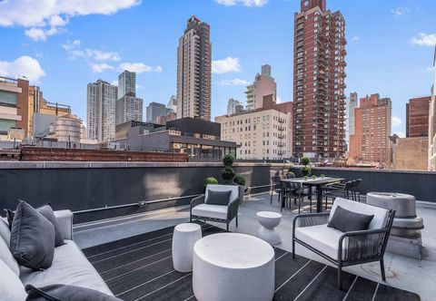 Lain-lain The Maison Bella