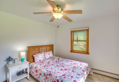 Others 5 Inviting Berne Getaway w/ Deck - Pets Welcome!