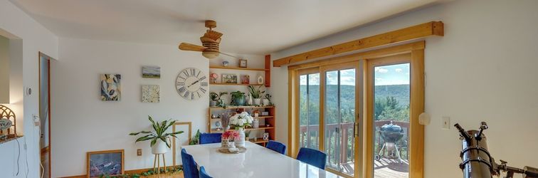 Others Inviting Berne Getaway w/ Deck - Pets Welcome!