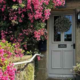 Primary image 1 Angel's Cottage, Baslow and Bubnell Hotels