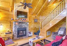 Others 5 Pigeon Forge Vacation Rental - Walk Downtown!