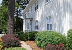 Others 2 B1bb Enjoy a Full Kitchen in an Affordable Condo Near Peachtree Street