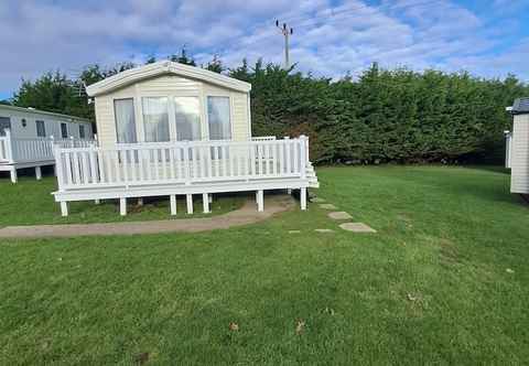 อื่นๆ Remarkable 3-bed Lodge in Newport Isle of Wight