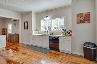 Others 4 Lafayette Townhome: Cozy Retreat w/ Private Patio