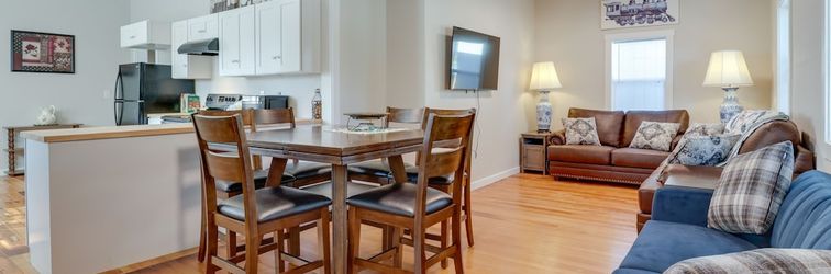 Others Lafayette Townhome: Cozy Retreat w/ Private Patio