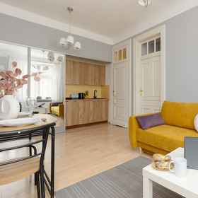 Primary image 1 สตูดิโอแสงอาทิตย์ Lwowska โดย Renters, โรงแรม & ที่พัก Wierzbno