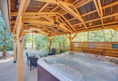 其他 3 Spacious Packwood Cabin w/ Hot Tub - Near River