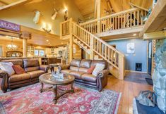 其他 6 Spacious Packwood Cabin w/ Hot Tub - Near River