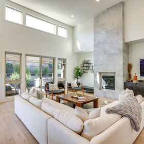 Primary image 1 モダン ベンド ホーム W / プライベート ホット タブ & ファイアープレイス, デシューツ ブルワリー ホテル