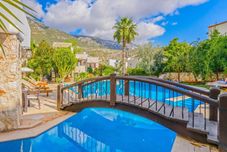 기타 House With Private Pool and Garden 4 min to Beach