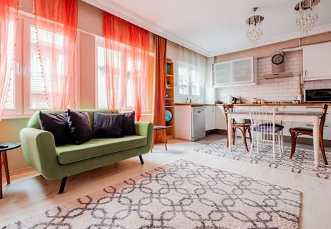 อื่นๆ Lovely Flat w Balcony 5 min to Istiklal Ave