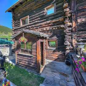 Primary image 1 Chalet Sciachilo’ Ski In-Ski Out 10m, Chiesa in Valmalenco Hotels