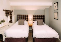 Lain-lain 7 Waddington Arms