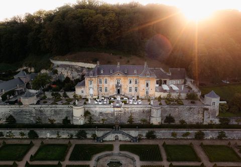 อื่นๆ Château Neercanne