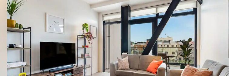 Others Modern Living In Prime Location!