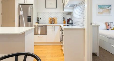 Others 2 Modern City Apartment On Main Shopping Street