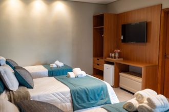 기타 4 SPA AGUA MILAGROSA