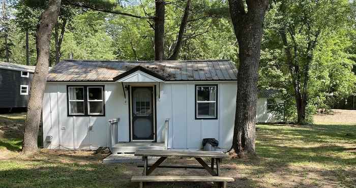 Others Lincolnwood Cabin 4