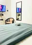 Room Qotel Hotel Rama Rohini Sector 24