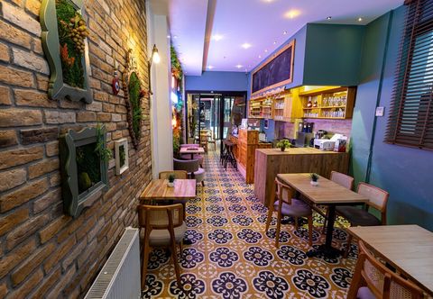 อื่นๆ APOLLO HOTEL & APARTMENTS