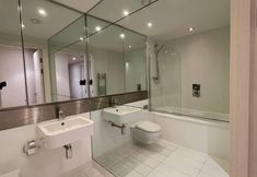 Khác 5 Stunning 1-bed Apartment in Salford