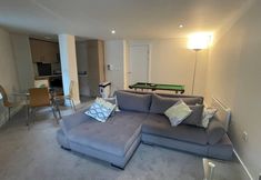 Khác 4 Stunning 1-bed Apartment in Salford