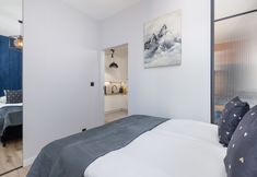 Others 6 Lux Krakow Apartment by Renters Prestige