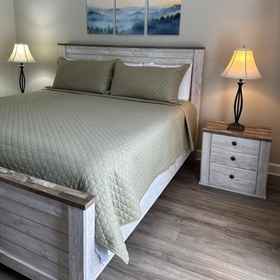 Room 1 On Mountain Time, The Island in Pigeon Forge Hotels