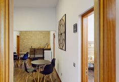 Khác 2 Triana Rooms EH