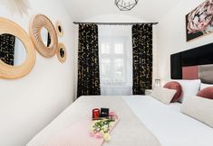 Others 2 City Apartment - LoftAffair