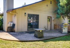 Others 3 Lovely Medford Home w/ Patio, Fire Pit + Gas Grill