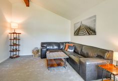 Others 7 Lovely Medford Home w/ Patio, Fire Pit + Gas Grill